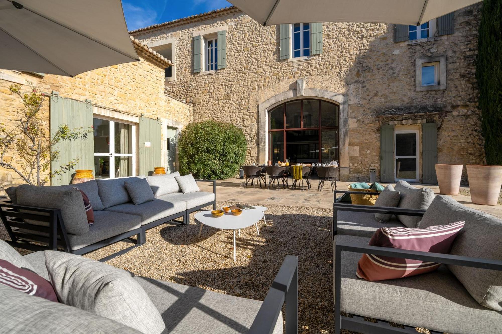 Hotel La Cour Des Sens à Lagnes Extérieur photo