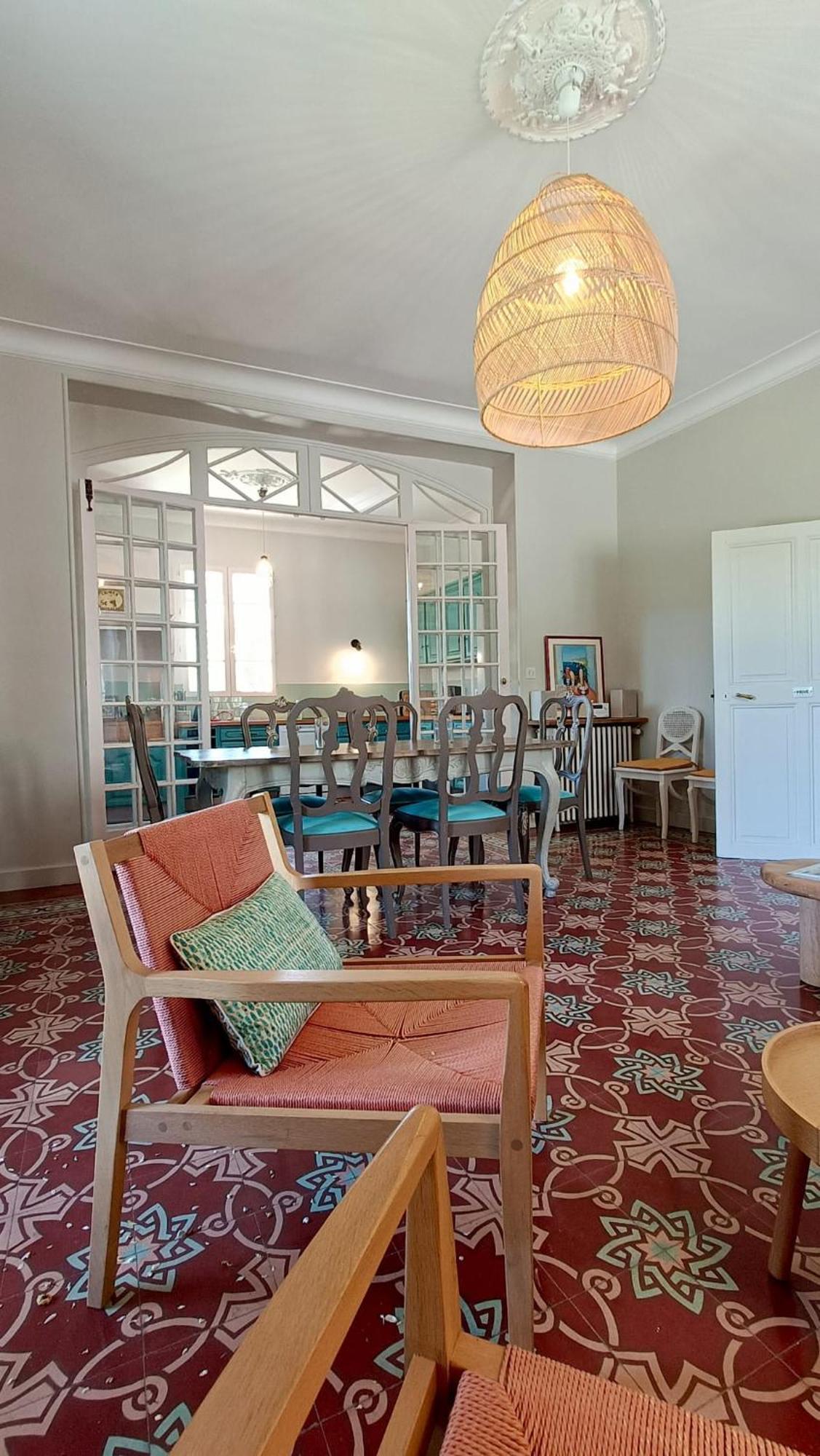 Hotel La Cour Des Sens à Lagnes Extérieur photo