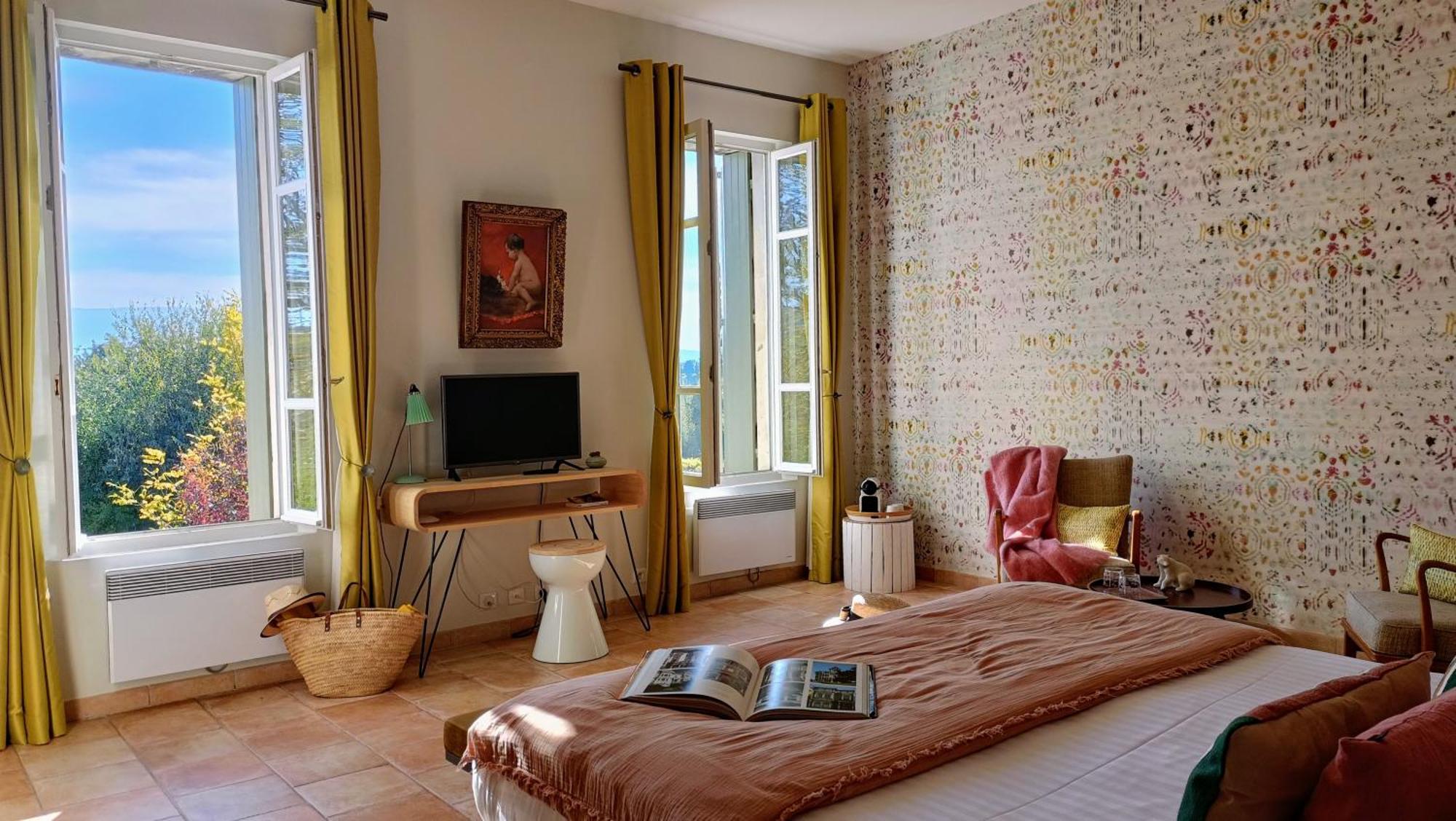 Hotel La Cour Des Sens à Lagnes Extérieur photo