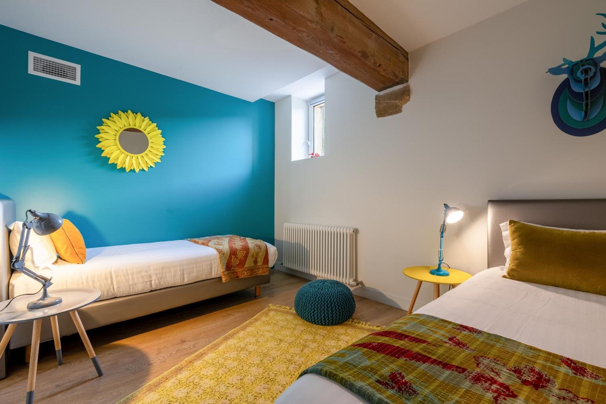 Hotel La Cour Des Sens à Lagnes Extérieur photo